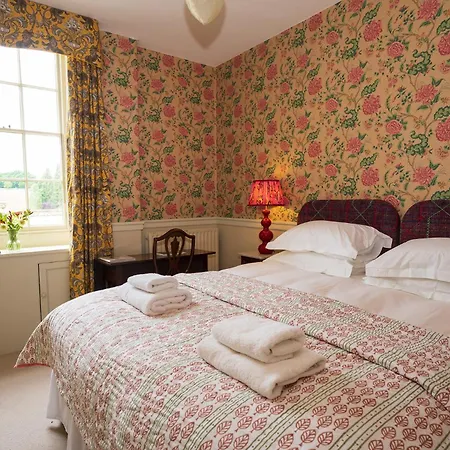 Beech Hollow By Birch * Broughton (North Yorkshire)